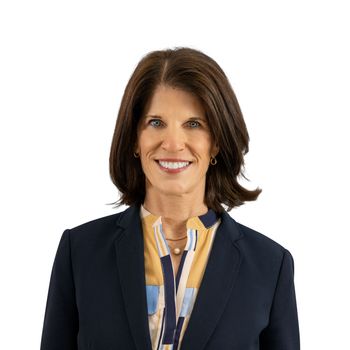 Portrait of Jan Gruetzmacher, REALTOR®.